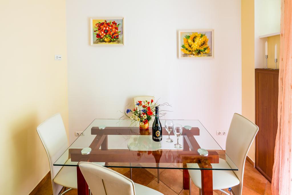 Apartment On Arkhipenka With Panorama View Λβιβ Εξωτερικό φωτογραφία