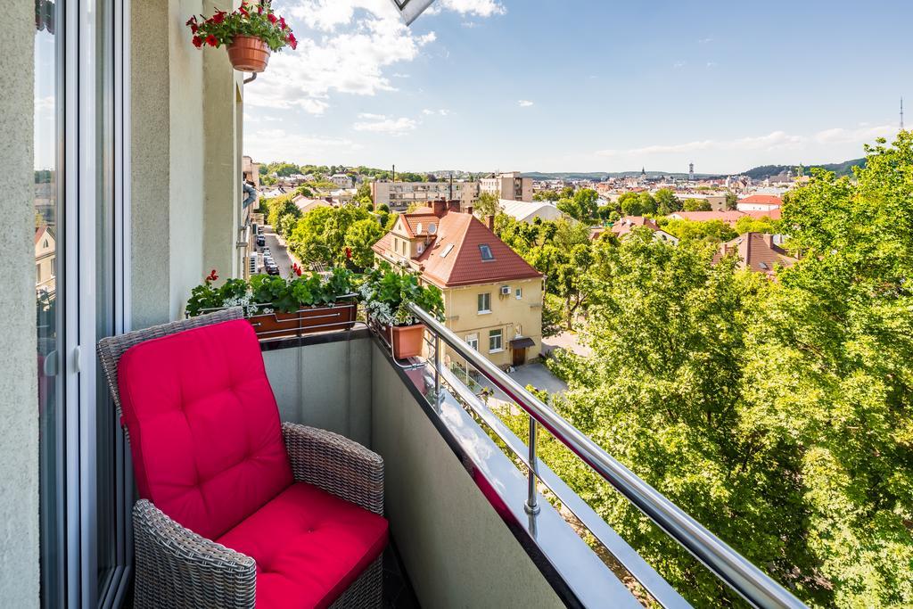 Apartment On Arkhipenka With Panorama View Λβιβ Εξωτερικό φωτογραφία